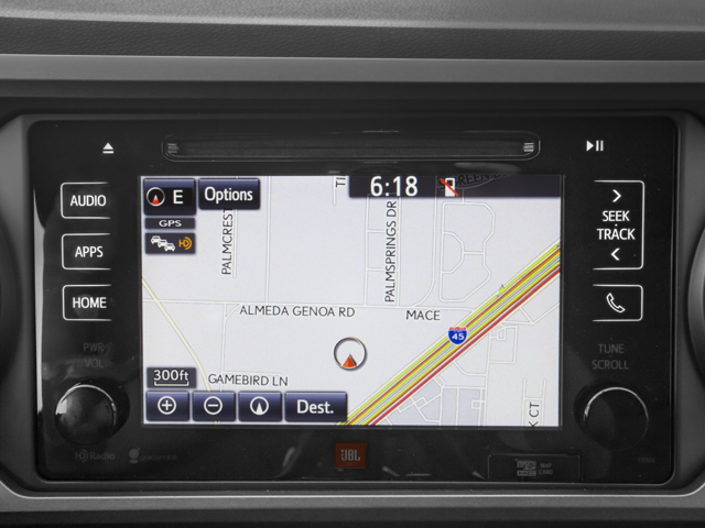 2017 Toyota Tacoma SR5 TRD Sport photo 3