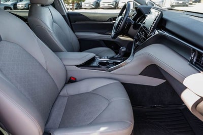 2022 Toyota Camry Hybrid XSE