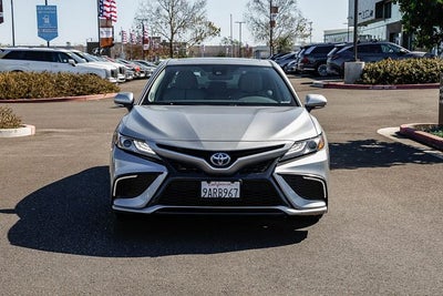 2022 Toyota Camry Hybrid XSE