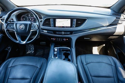 2022 Buick Enclave Essence