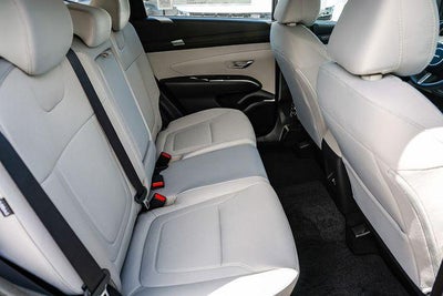 2026 Hyundai TUCSON SE FWD