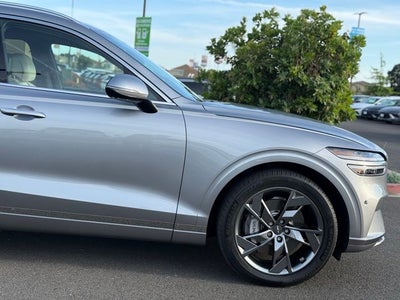 2023 Genesis Electrified GV70 Advanced
