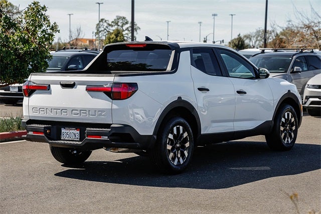 2025 Hyundai SANTA CRUZ SE