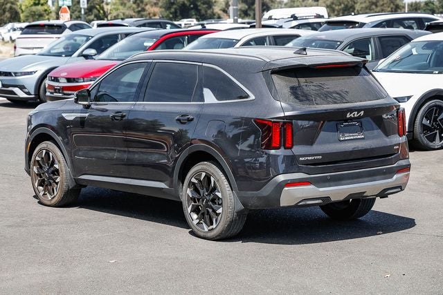 2025 Kia Sorento EX