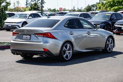 2018 Lexus IS 300