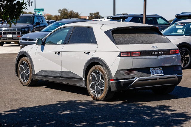 Used 2024 Hyundai IONIQ 5 SE with VIN KM8KM4DE9RU275202 for sale in Elk Grove, CA