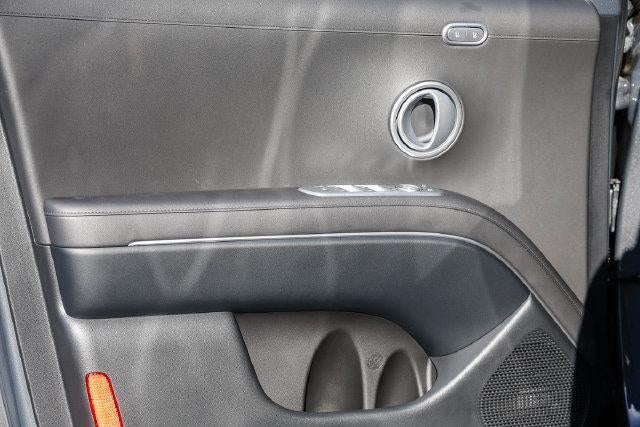 2027 Hyundai PALISADE HYBRID SEL Premium 8P