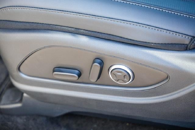 2027 Hyundai PALISADE HYBRID SEL Premium 8P