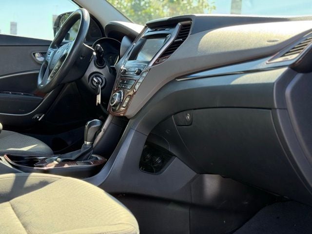 2018 Hyundai SANTA FE SE