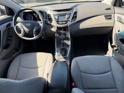 2014 Hyundai ELANTRA SE