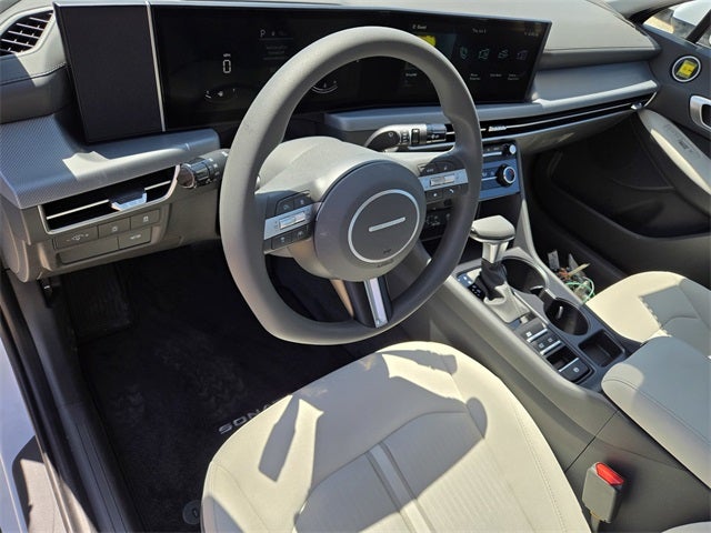 2025 Hyundai SONATA SE