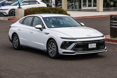 2026 Hyundai SONATA HYBRID Blue