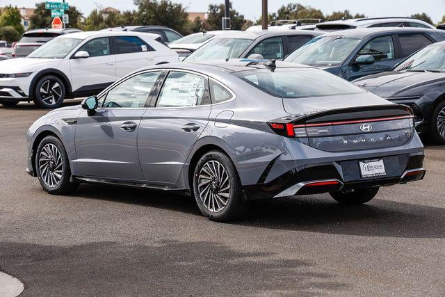2026 Hyundai SONATA HYBRID SEL