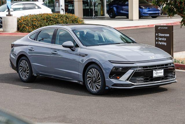 2026 Hyundai SONATA HYBRID SEL