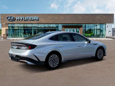 2026 Hyundai SONATA HYBRID SEL