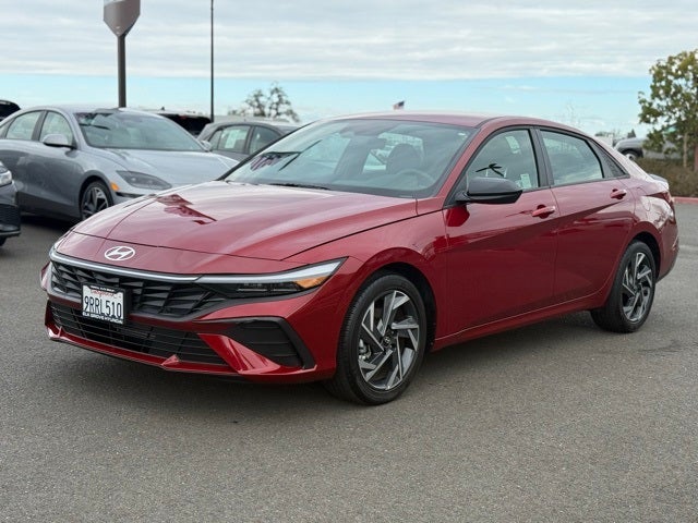 2025 Hyundai ELANTRA SEL Sport