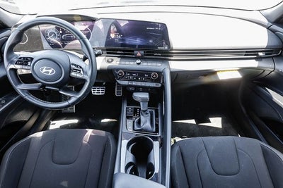 2025 Hyundai ELANTRA HYBRID SEL Sport