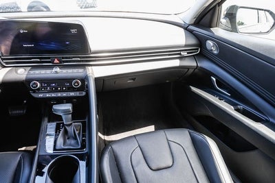 2022 Hyundai ELANTRA HYBRID Limited
