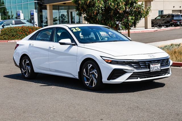 2025 Hyundai ELANTRA HYBRID Limited