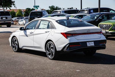 2026 Hyundai ELANTRA Limited