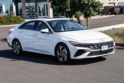 2026 Hyundai ELANTRA Limited