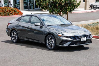 2026 Hyundai ELANTRA Limited
