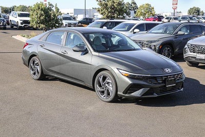 2026 Hyundai ELANTRA Limited