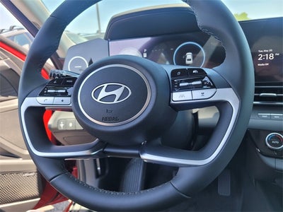 2025 Hyundai ELANTRA Limited