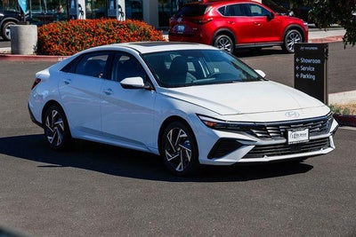 2026 Hyundai ELANTRA Limited