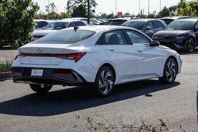 2026 Hyundai ELANTRA Limited