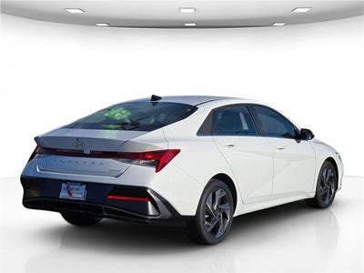 2025 Hyundai ELANTRA Limited