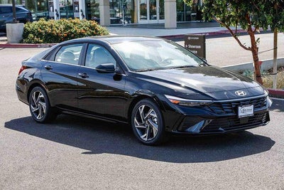 2026 Hyundai ELANTRA Limited