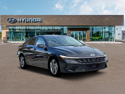 2026 Hyundai ELANTRA Limited