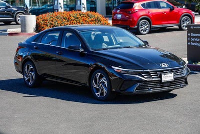 2026 Hyundai ELANTRA Limited
