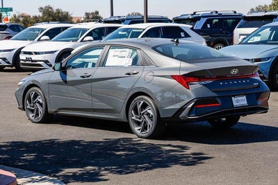 2026 Hyundai ELANTRA Limited