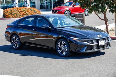 2026 Hyundai ELANTRA Limited