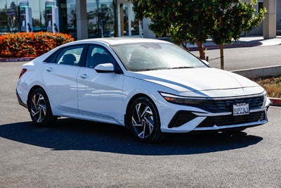 2025 Hyundai ELANTRA SEL Convenience