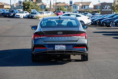 2025 Hyundai ELANTRA SEL Convenience
