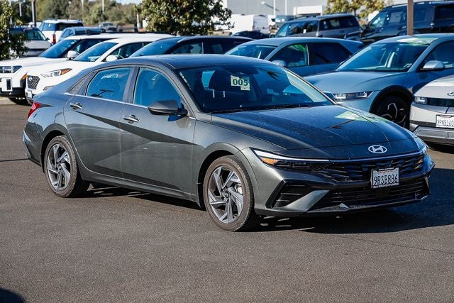 2025 Hyundai ELANTRA SEL Convenience