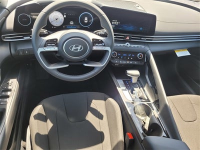 2025 Hyundai ELANTRA SEL Convenience