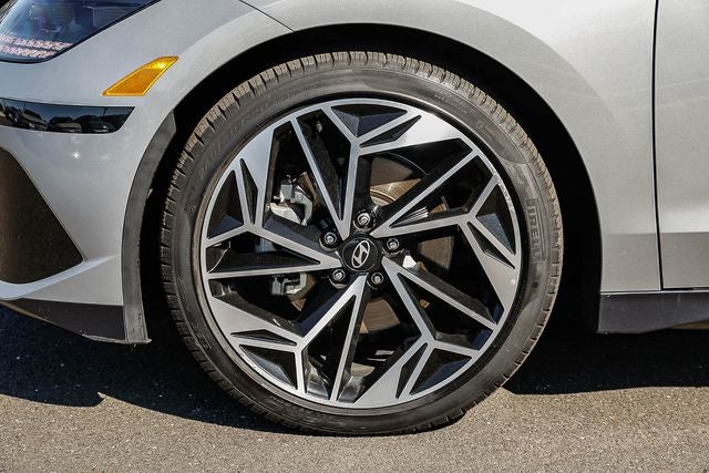 2025 Hyundai IONIQ 6 SEL