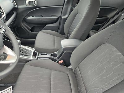 2023 Hyundai VENUE SE