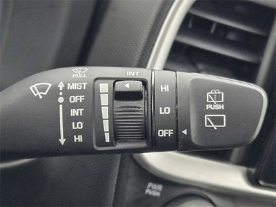 2023 Hyundai VENUE SE