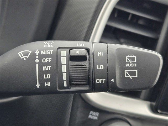 2023 Hyundai VENUE SE