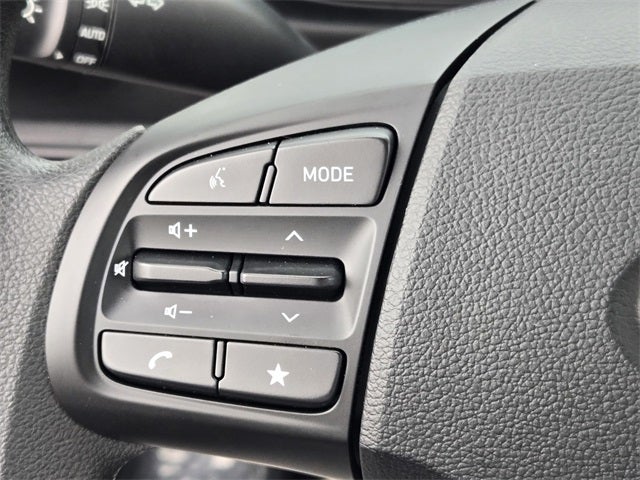 2023 Hyundai VENUE SE