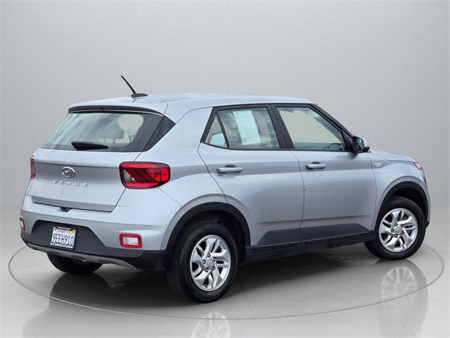 2023 Hyundai VENUE SE