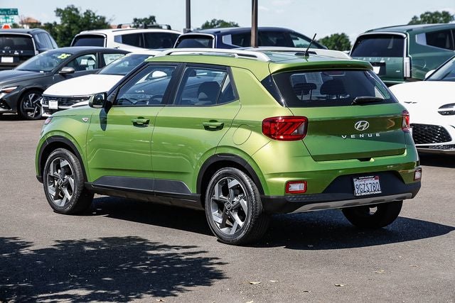2023 Hyundai VENUE SEL