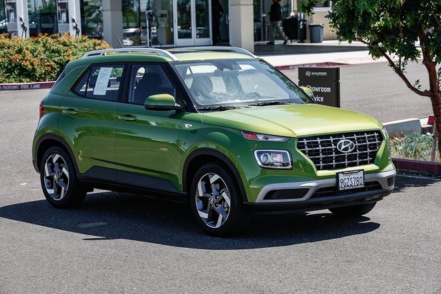 2023 Hyundai VENUE SEL