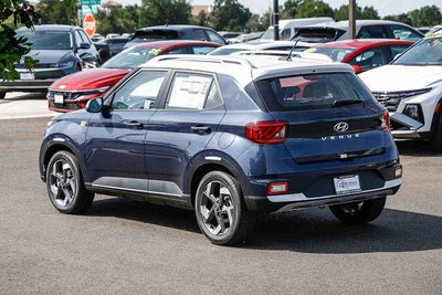 2026 Hyundai VENUE SEL W/Two-Tone Roof