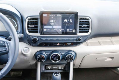 2026 Hyundai VENUE SEL W/Two-Tone Roof